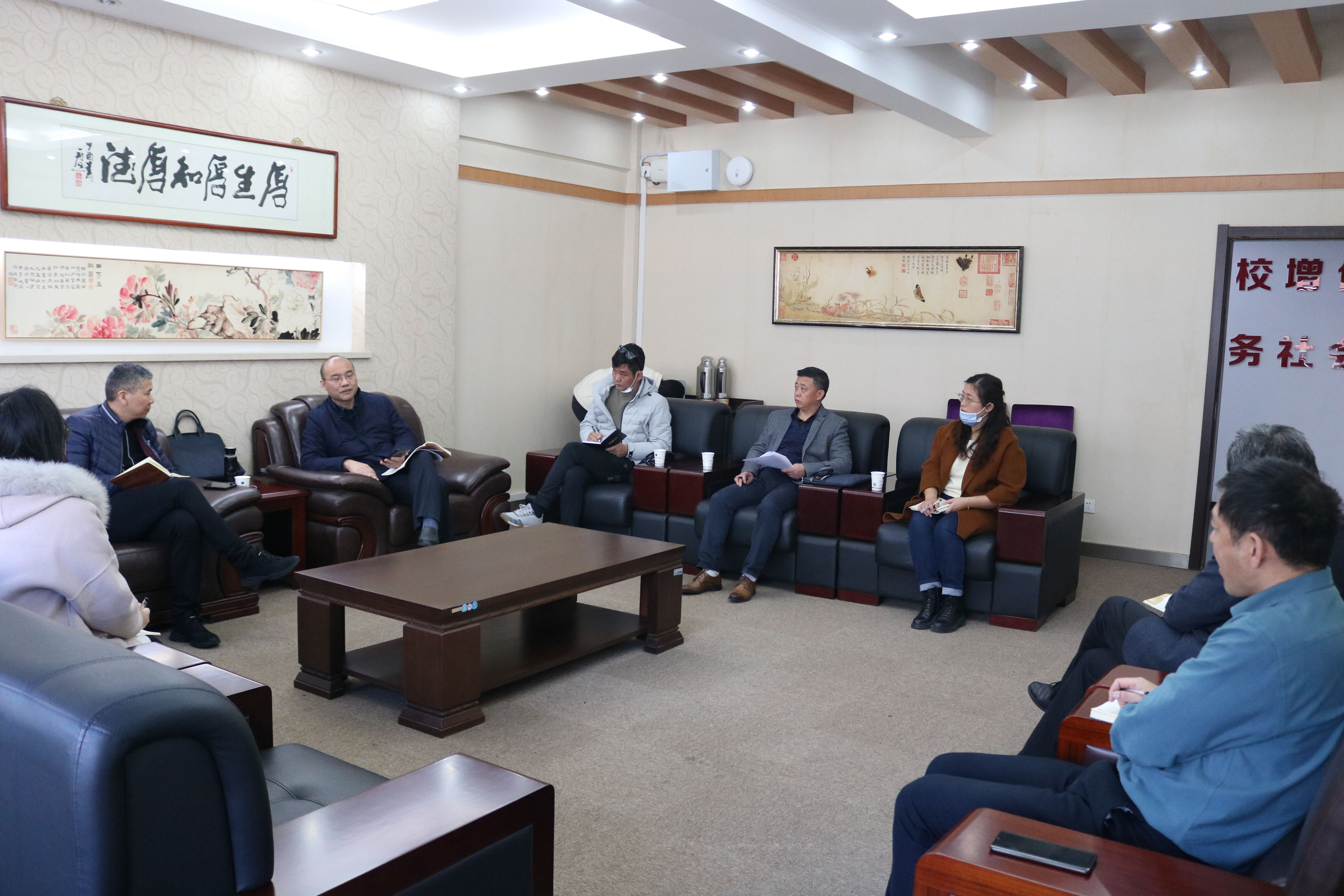开学视导2.jpg